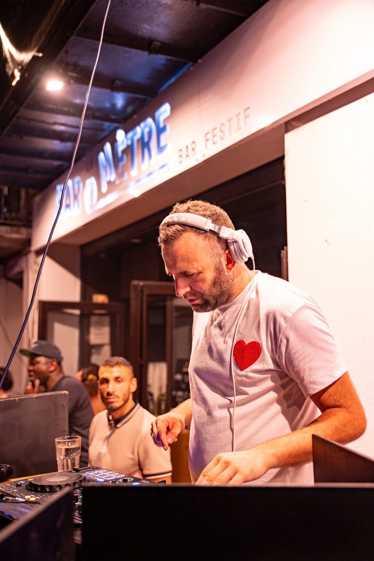 JeremieV en pleine soirée au Baromètre à Agen
